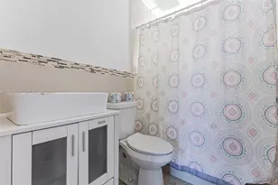 15260 SW 80th St, Kendall, FL 33193 - Photo 8