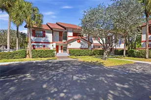 2564 NW 89th Dr, Coral Springs, FL 33065 - Photo 2
