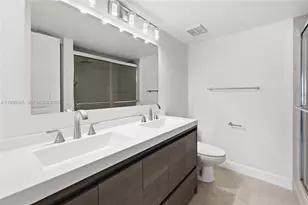2564 NW 89th Dr, Coral Springs, FL 33065 - Photo 18