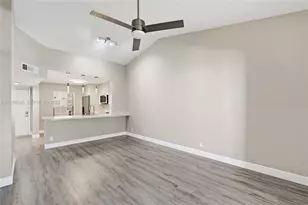 2564 NW 89th Dr, Coral Springs, FL 33065 - Photo 12