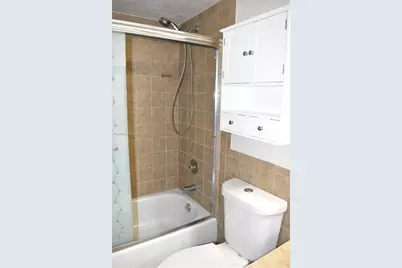 9561 Sunrise Lakes Blvd #106, Sunrise, FL 33322 - Photo 24