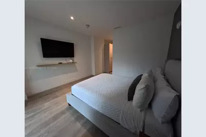 239 SW 9th St #508, Miami, FL 33130 - Photo 14