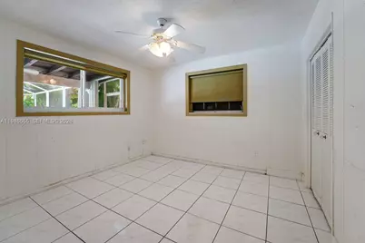 10805 SW 128th Ter, Miami, FL 33176 - Photo 10