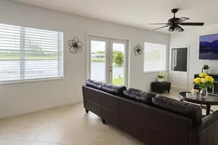 8312 NW 59th St, Tamarac, FL 33321 - Photo 6
