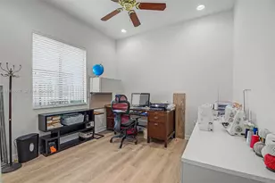 19528 SW 79th Pl, Cutler Bay, FL 33157 - Photo 24
