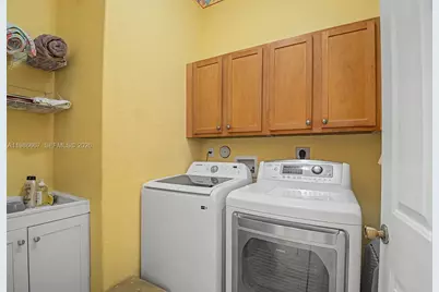 19528 SW 79th Pl, Cutler Bay, FL 33157 - Photo 26