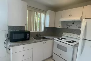 2826 Van Buren St, Hollywood, FL 33020 - Photo 10