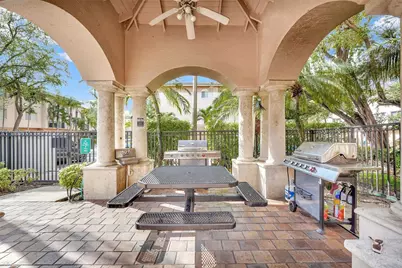 2107 SE 10th Ave #817, Fort Lauderdale, FL 33316 - Photo 22