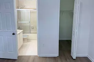 2470 SE 15th Pl, Homestead, FL 33035 - Photo 16