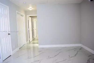 622 NE 6th St #2, Hallandale Beach, FL 33009 - Photo 12