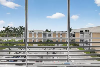 3050 NE 16th Ave #407, Oakland Park, FL 33334 - Photo 10