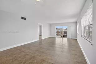 3050 NE 16th Ave, Oakland Park, FL 33334 - Photo 10