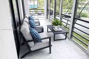 671 NE 195th St, Miami, FL 33179 - Photo 12