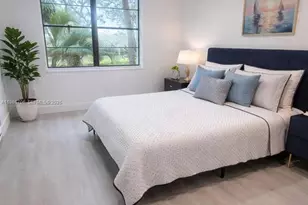 671 NE 195th St, Miami, FL 33179 - Photo 8