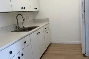 13355 SW 9th Ct, Pembroke Pines, FL 33027 - Photo 1