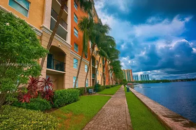 17150 N Bay Rd #2319, Sunny Isles Beach, FL 33160 - Photo 1