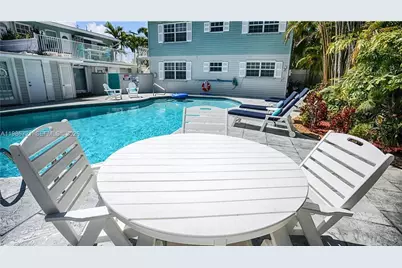 57 NE 24th St #Cottage, Wilton Manors, FL 33305 - Photo 12