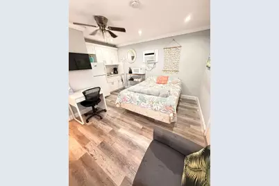 57 NE 24th St #Cottage, Wilton Manors, FL 33305 - Photo 4