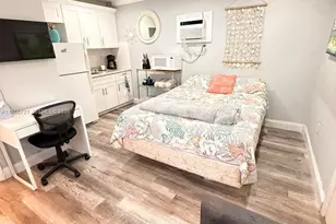 57 NE 24th St, Wilton Manors, FL 33305 - Photo 4