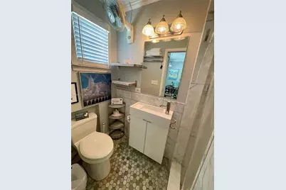 57 NE 24th St #Cottage, Wilton Manors, FL 33305 - Photo 8