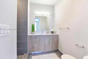 645 NE 4th Ave, Fort Lauderdale, FL 33304 - Photo 6