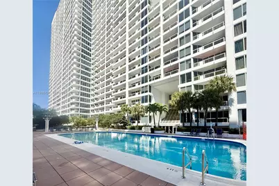 1717 Bayshore Dr Apt #A-1548, Miami, FL 33131 - Photo 20