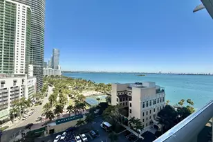 1717 Bayshore Dr Apt, Miami, FL 33131 - Photo 2