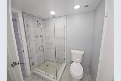 2841 NE 163rd St #914, North Miami Beach, FL 33160 - Photo 18