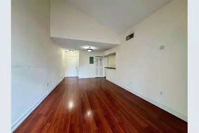 9731 Fontainebleau Blvd #F306, Miami, FL 33172 - Photo 6