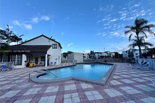 9731 Fontainebleau Blvd, Miami, FL 33172 - Photo 32