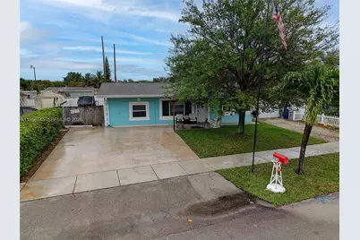 2810 NE 11th Ter, Pompano Beach, FL 33064 - Photo 24