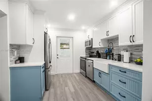 2810 NE 11th Terrace, Pompano Beach, FL 33064 - Photo 8