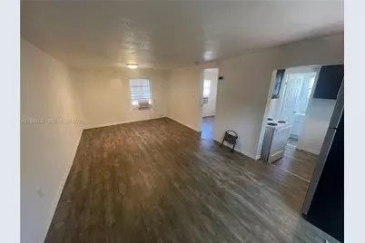 5738 Garfield St #B, Hollywood, FL 33021 - Photo 6
