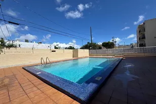 1051 SW 1st St, Miami, FL 33130 - Photo 8