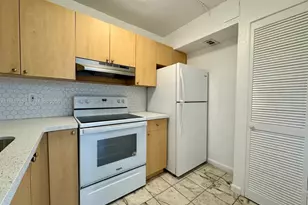 1051 SW 1st St, Miami, FL 33130 - Photo 2