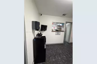 330 NW 171st St, North Miami Beach, FL 33169 - Photo 20
