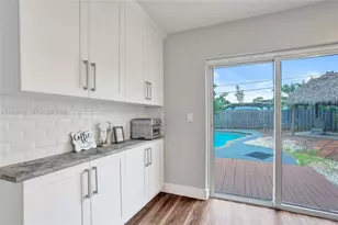 2281 SW 15th St, Fort Lauderdale, FL 33312 - Photo 12