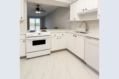 2900 N Course Dr #107, Pompano Beach, FL 33069 - Photo 2