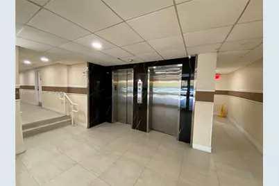 4550 NW 9th St #215E, Miami, FL 33126 - Photo 22