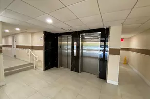4550 NW 9th St, Miami, FL 33126 - Photo 22