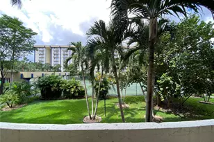 4550 NW 9th St, Miami, FL 33126 - Photo 4