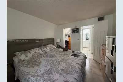 4550 NW 9th St #215E, Miami, FL 33126 - Photo 12