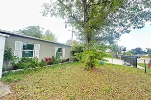 1511 NW 11th Pl, Fort Lauderdale, FL 33311 - Photo 2