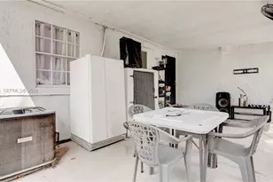 10529 NW 35th Ave, Miami, FL 33147 - Photo 26
