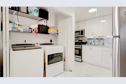 10529 NW 35th Ave, Miami, FL 33147 - Photo 22