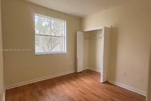 1662 SE 27th Dr, Homestead, FL 33035 - Photo 10