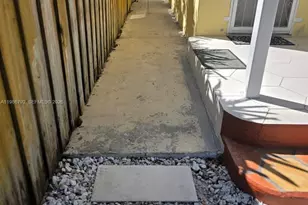 641 SW 28th Rd, Miami, FL 33129 - Photo 12