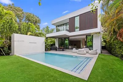 4534 Sheridan Ave, Miami Beach, FL 33140 - Photo 2