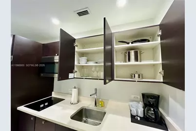 5300 NW 87th Ave #904, Doral, FL 33178 - Photo 14