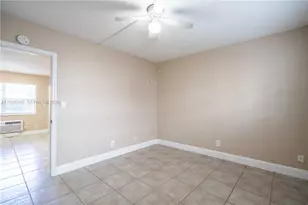 715 NE 6th St, Fort Lauderdale, FL 33304 - Photo 12